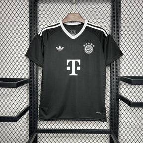 Camisa Bayern de Munique Treino 24/25 Preta