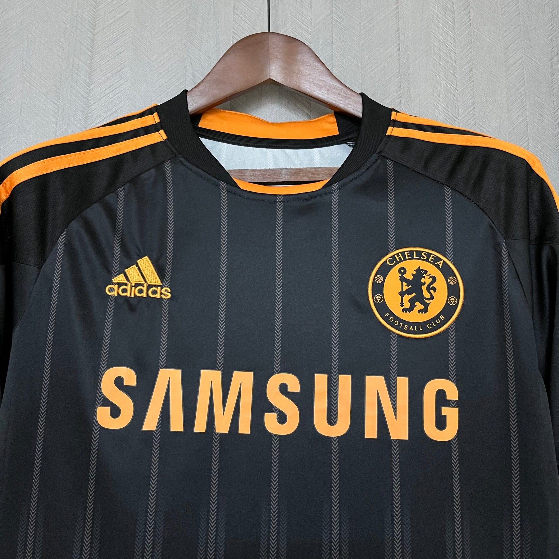 Camisa Chelsea Retrô 2010/11 Preta e dourada - Adidas