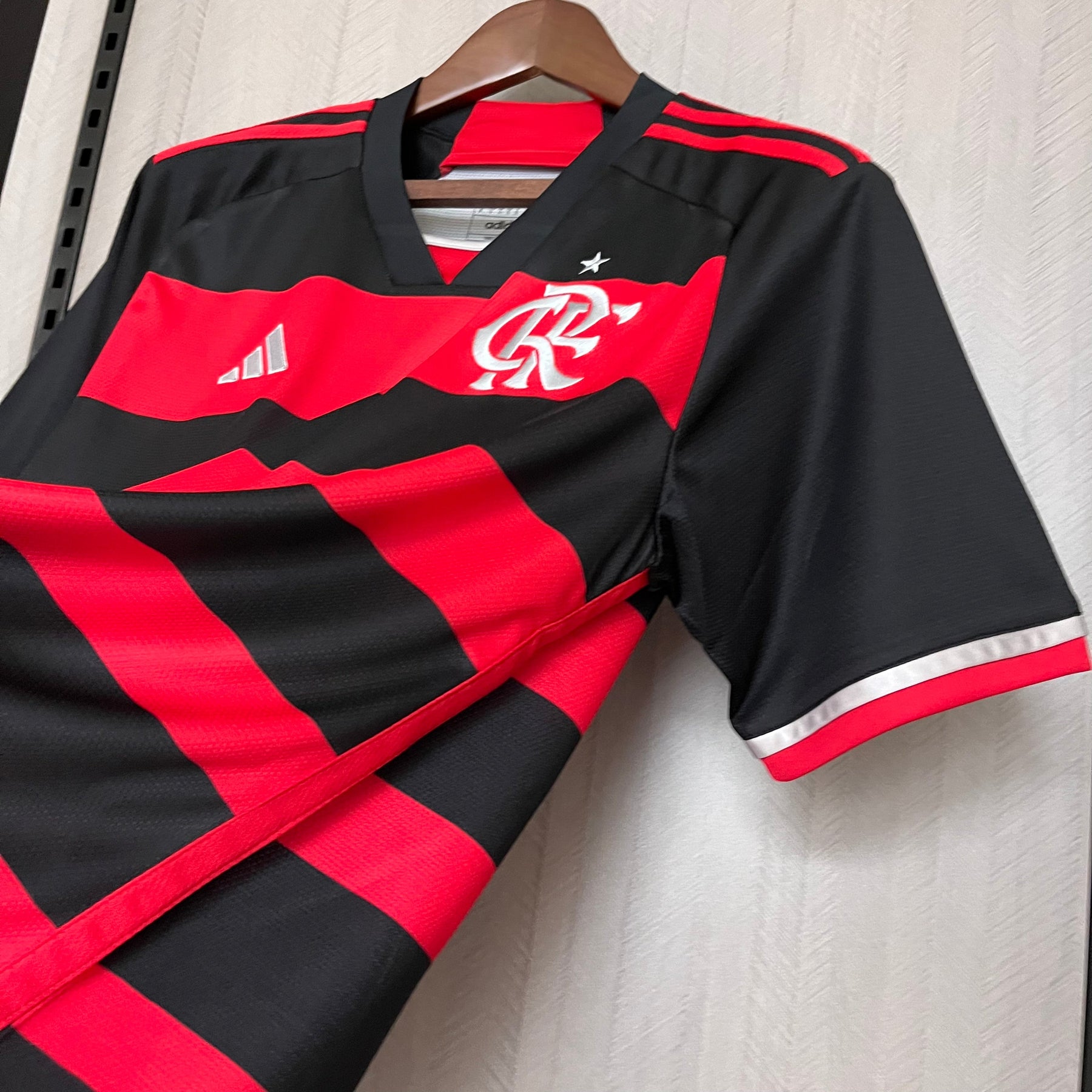 Camisa Flamengo I 24/25 s/n° Torcedor Adidas Feminina - Vermelho+Preto