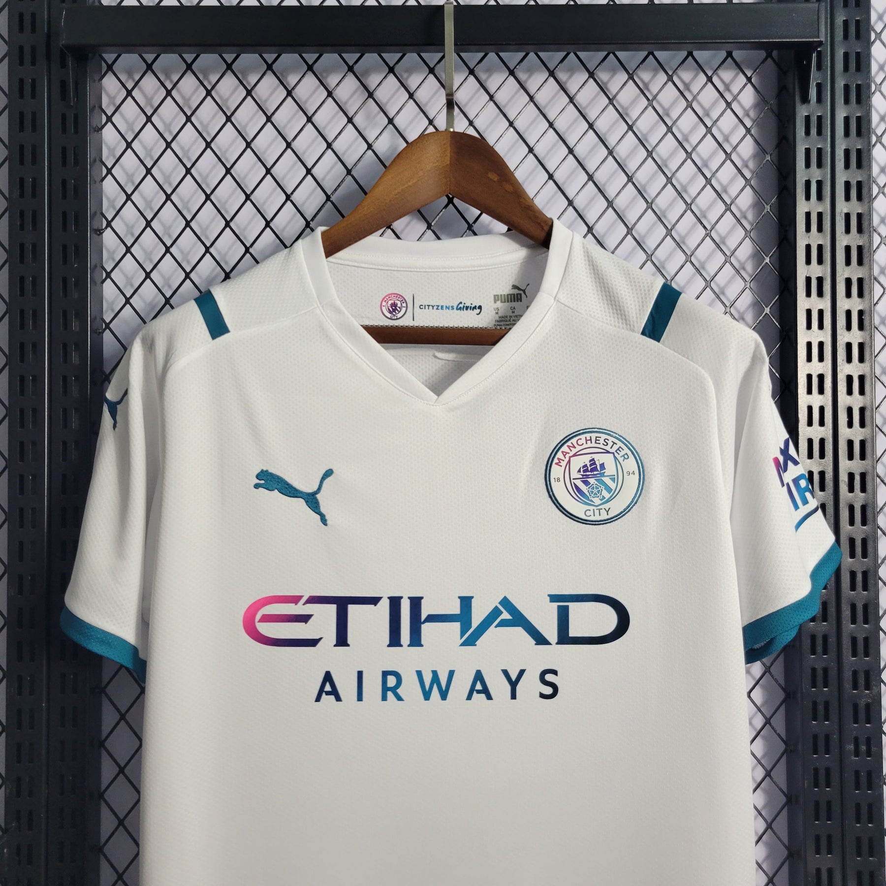 Camisa Manchester City II 21/22 Puma - Branco (Porto Feliz e Região)