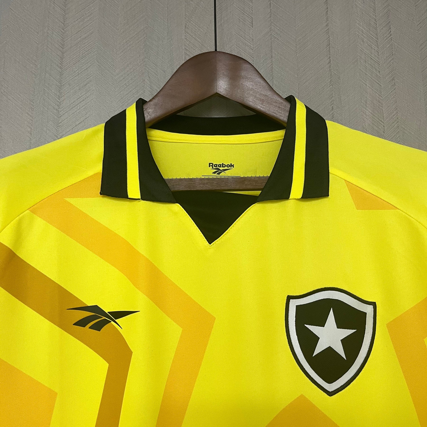 Camisa Botafogo 2024/25 Goleiro Torcedor Masculina - Amarela