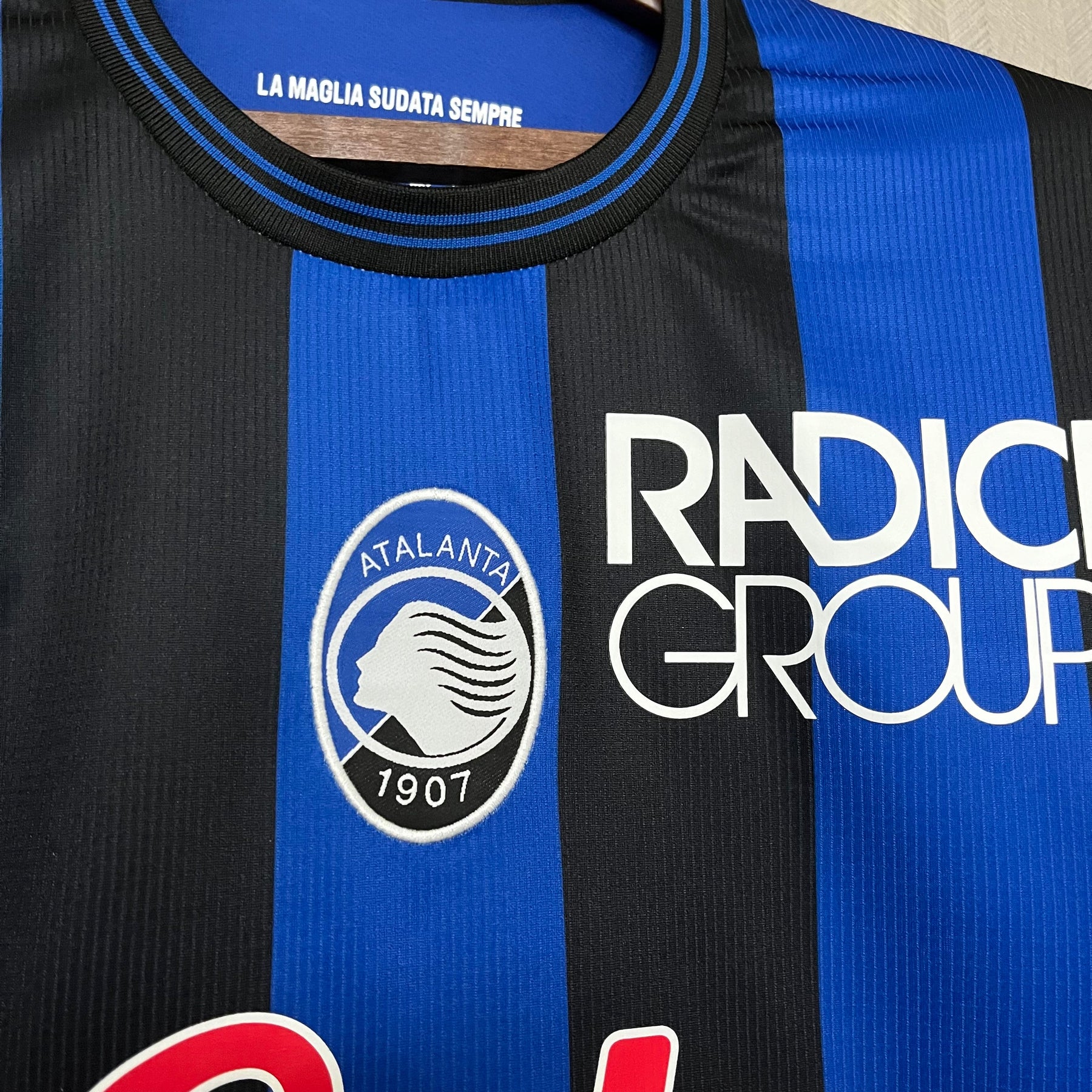 Camisa Atalanta I 24/25 Joma - Azul e Preto