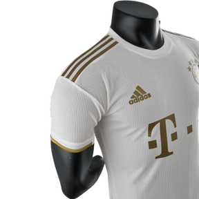 Camisa Bayern de Munique II 22/23 - Branca - Adidas - Masculino Jogador