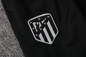 Conjunto Atlético de Madrid 21/22 Vermelha - Nike - Com Capuz